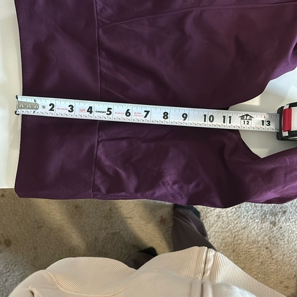 Fabletics high waisted purple leggings - Picture 6 of 6